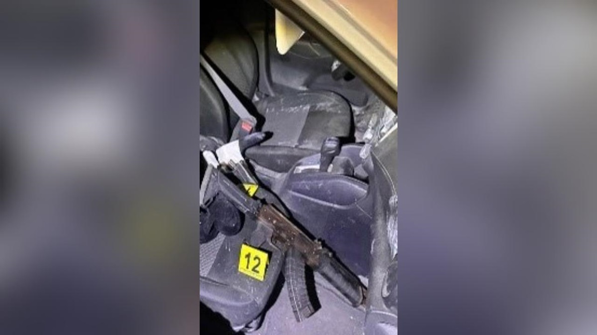 En cateo en vivienda de Valle Alto, Culiacán asegura la FGR armas, granadas, droga y ‘ponchallantas’