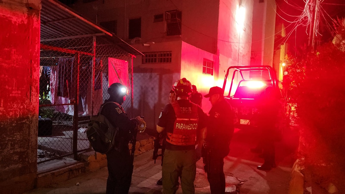¡Caminaba junto a una niña! Asesinan a balazos a joven en el Infonavit Cañadas de Culiacán