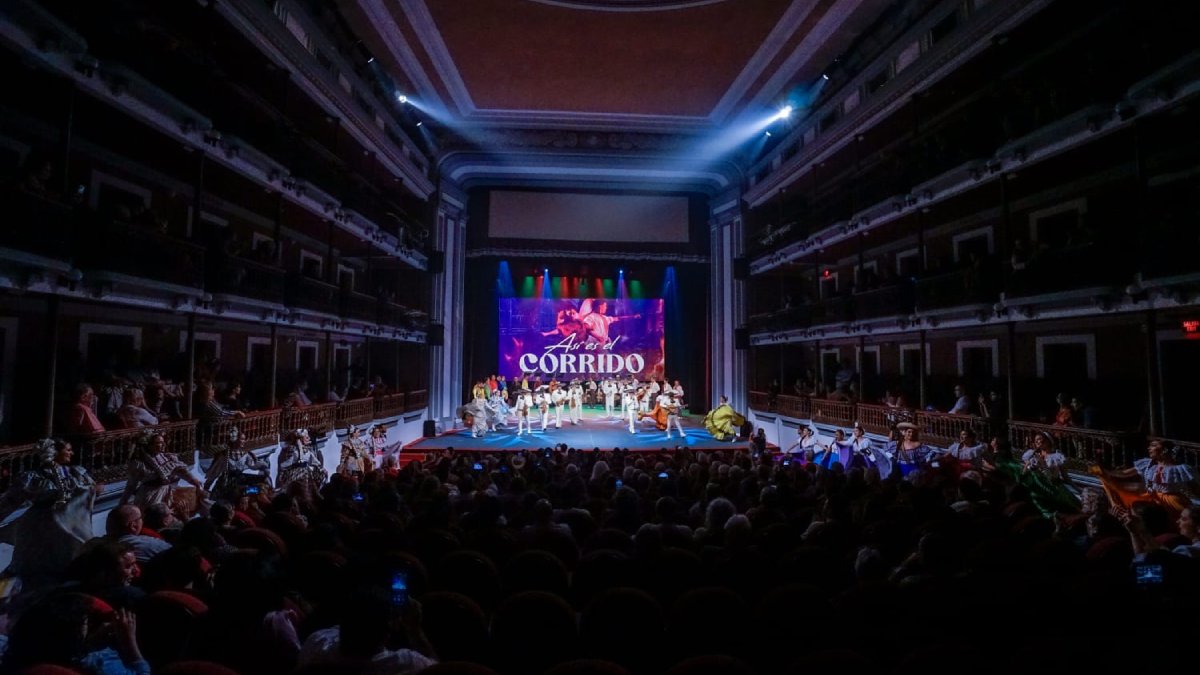 El Porfiriato y la revolución cobran vida en el teatro Ángela Peralta con “Así suena el corrido”