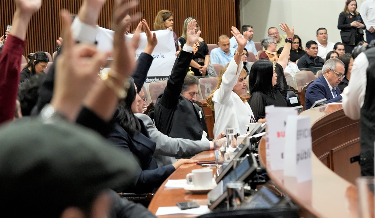 Aprueban en Sinaloa reforma para desaparecer organismos autónomos