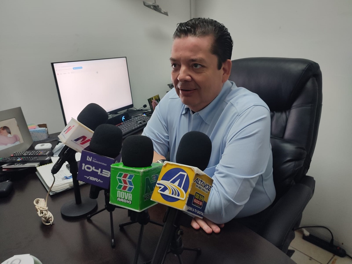“Estoy seguro que no me voy a ir porque voy a cumplirle al cien”: Bernardo Cárdenas