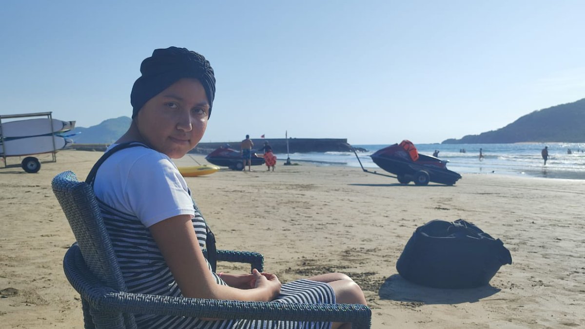 Luego de 9 años luchando contra el cáncer, Betzabé pudo conocer el mar de Mazatlán