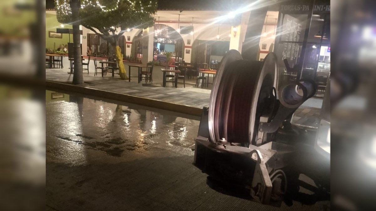 A horas de visita de Sectur Federal surge derrame de aguas negras en Mazatlán; Jumapam actúa de inmediato