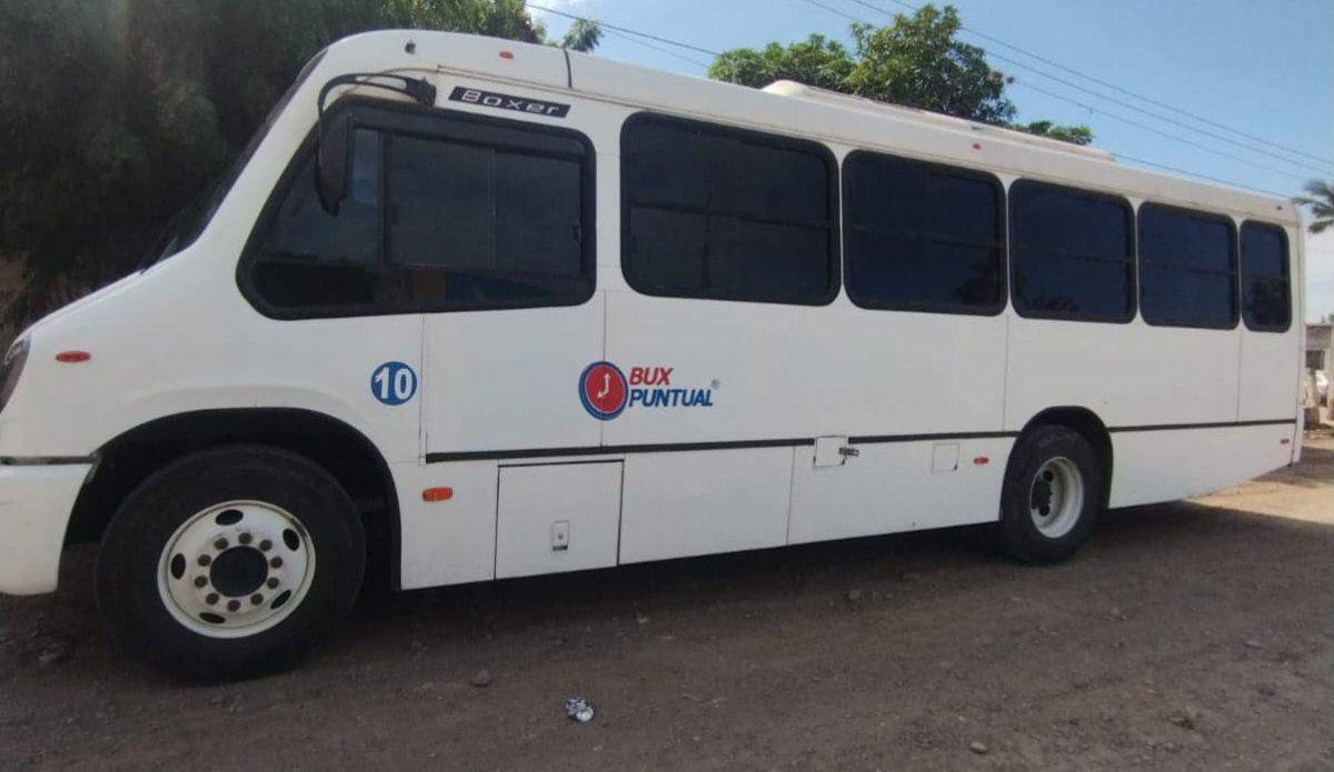 ¡Hasta un camión de reparto! Recuperan nueve vehículos con reporte de robo en Culiacán