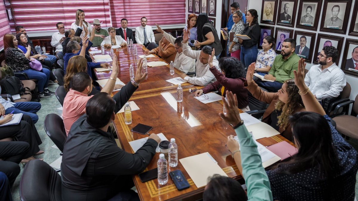 Ya hay nuevos secretario, tesorero y oficial mayor en Guasave; Cabildo aprueba propuestas