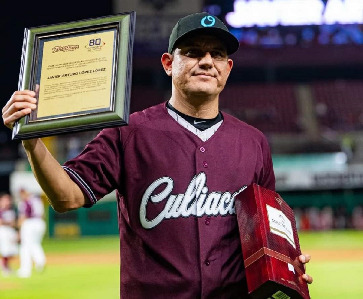Homenaje a Javier Arturo López en Culiacán