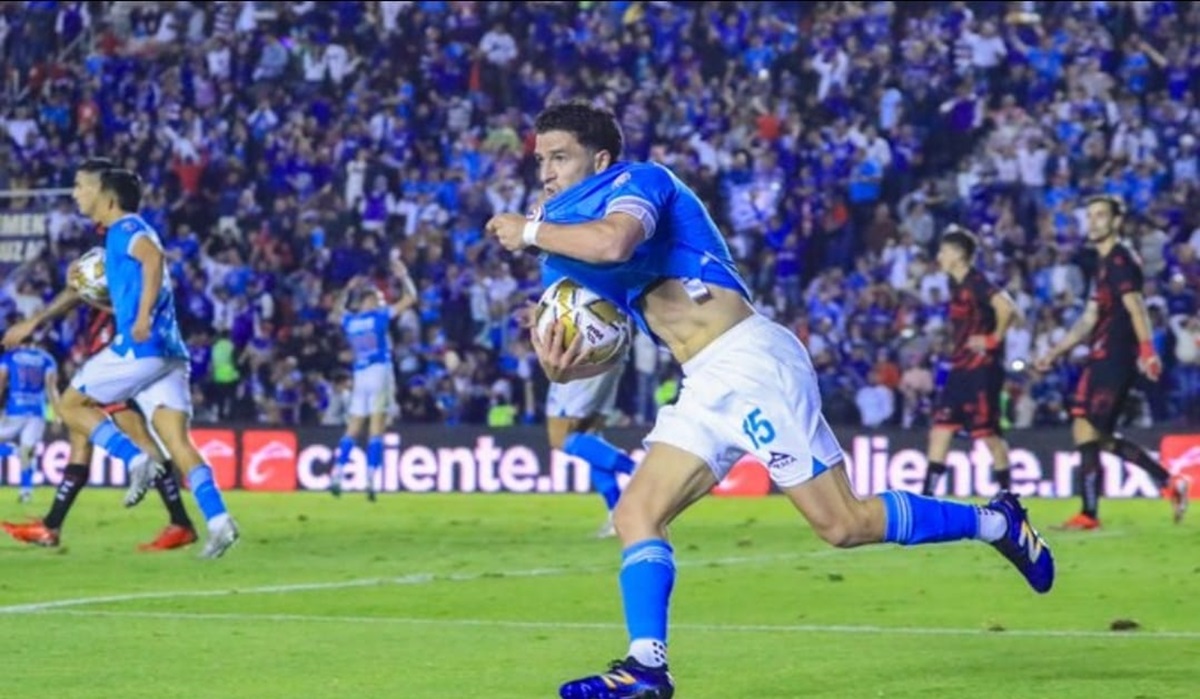 Cruz Azul golea a Xolos y el líder está en semifinales del Apertura de la Liga MX