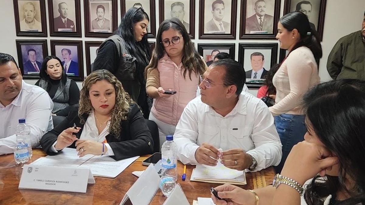 Exponen en Cabildo de Guasave que prepa de la UAS no permitió se fumigara contra el dengue