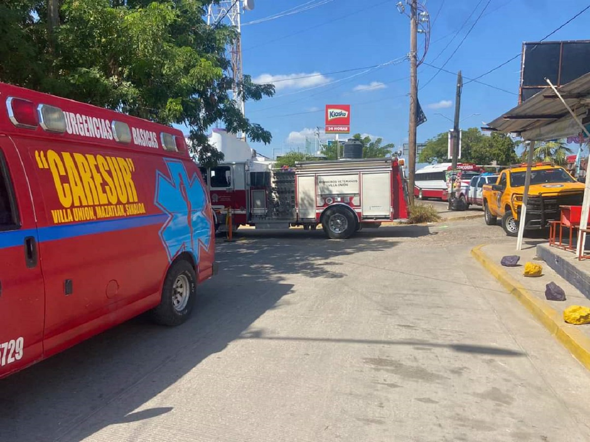Evacúan Jardín de Niños en Villa Unión por posible fuga de gas