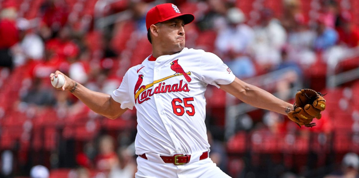 El sonorense Giovanny Gallegos firma acuerdo con los Dodgers de Los Ángeles