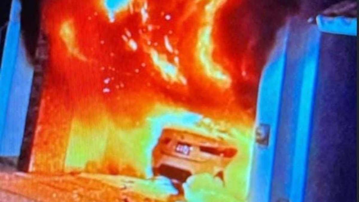 Grupo armado balea y le prende fuego a residencia en Culiacán