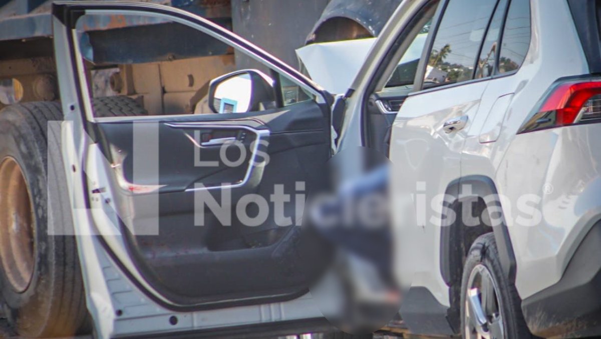 ¡Venía armado! Asesinan a balazos al conductor de una camioneta Toyota en la Buenos Aires de Culiacán
