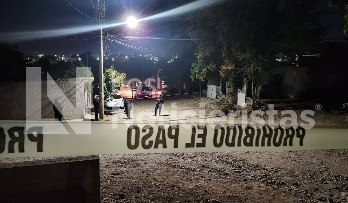 Asesinado y esposado de las manos localizan a un hombre en la colonia Los Huizaches de Culiacán