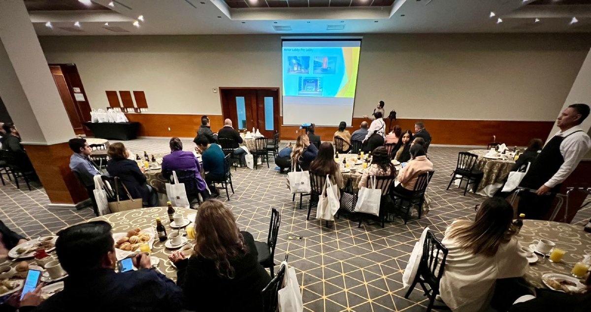 Mazatlán promociona su oferta turística en nueve estados de México
