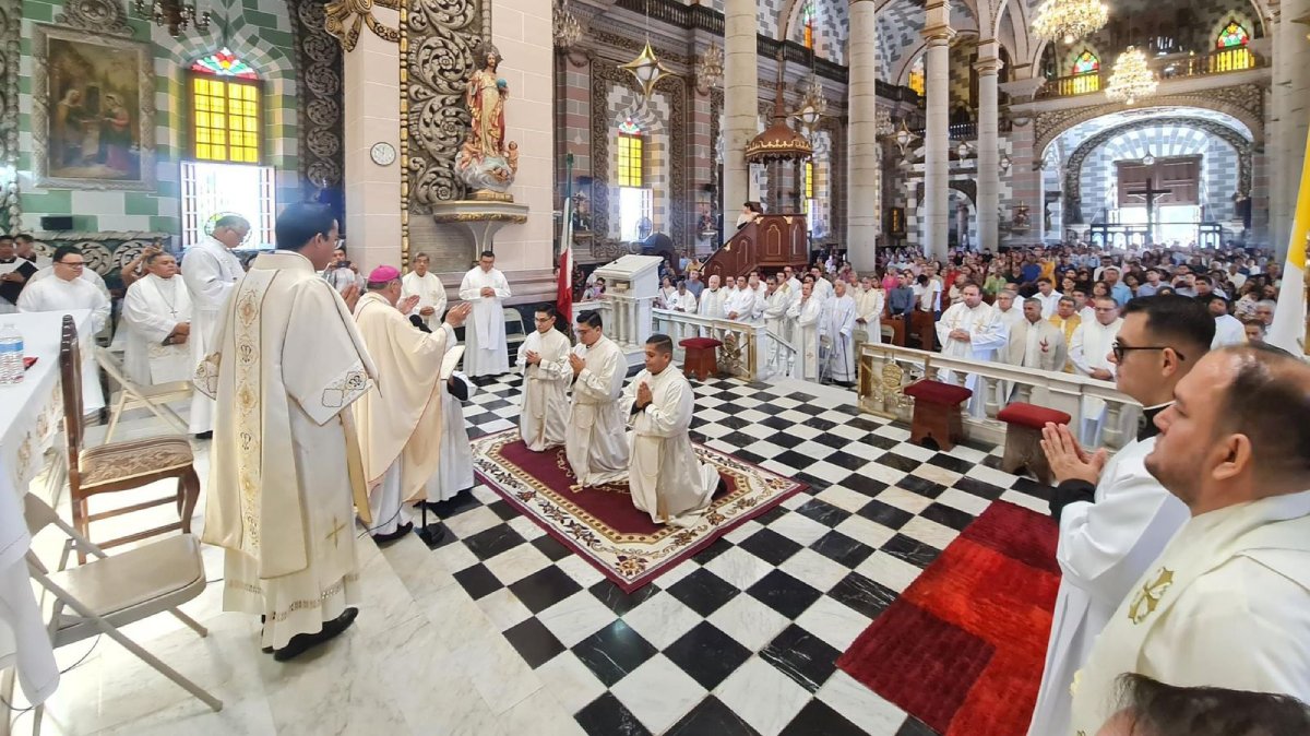 Tiene Mazatlán nuevos sacerdotes al servicio de la Diócesis