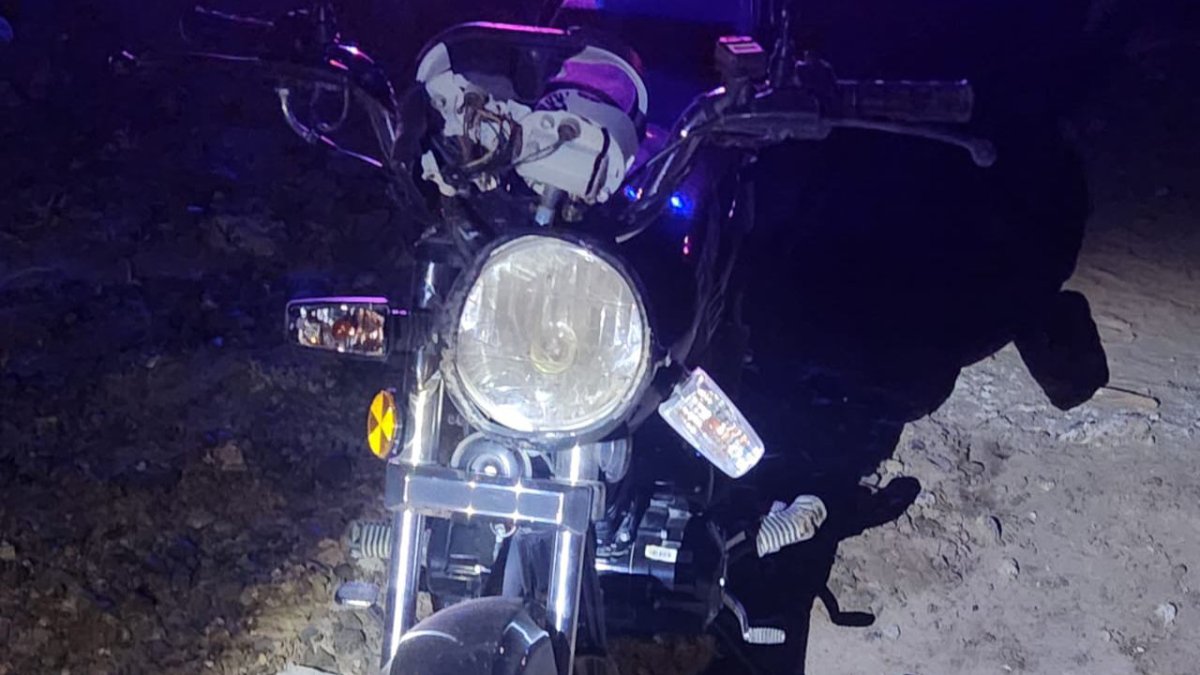 Motociclista derrapa en la acera de playa Las Glorias y termina lesionado