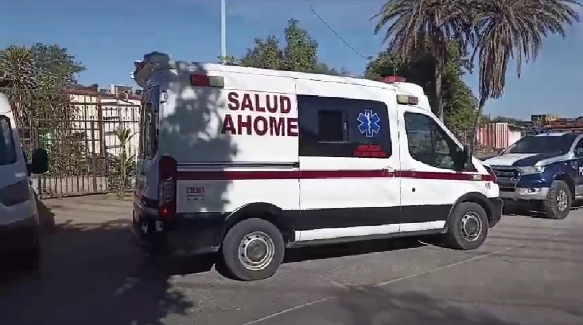 Muere hombre a las afueras de un domicilio en la colonia Las Malvinas, en Los Mochis