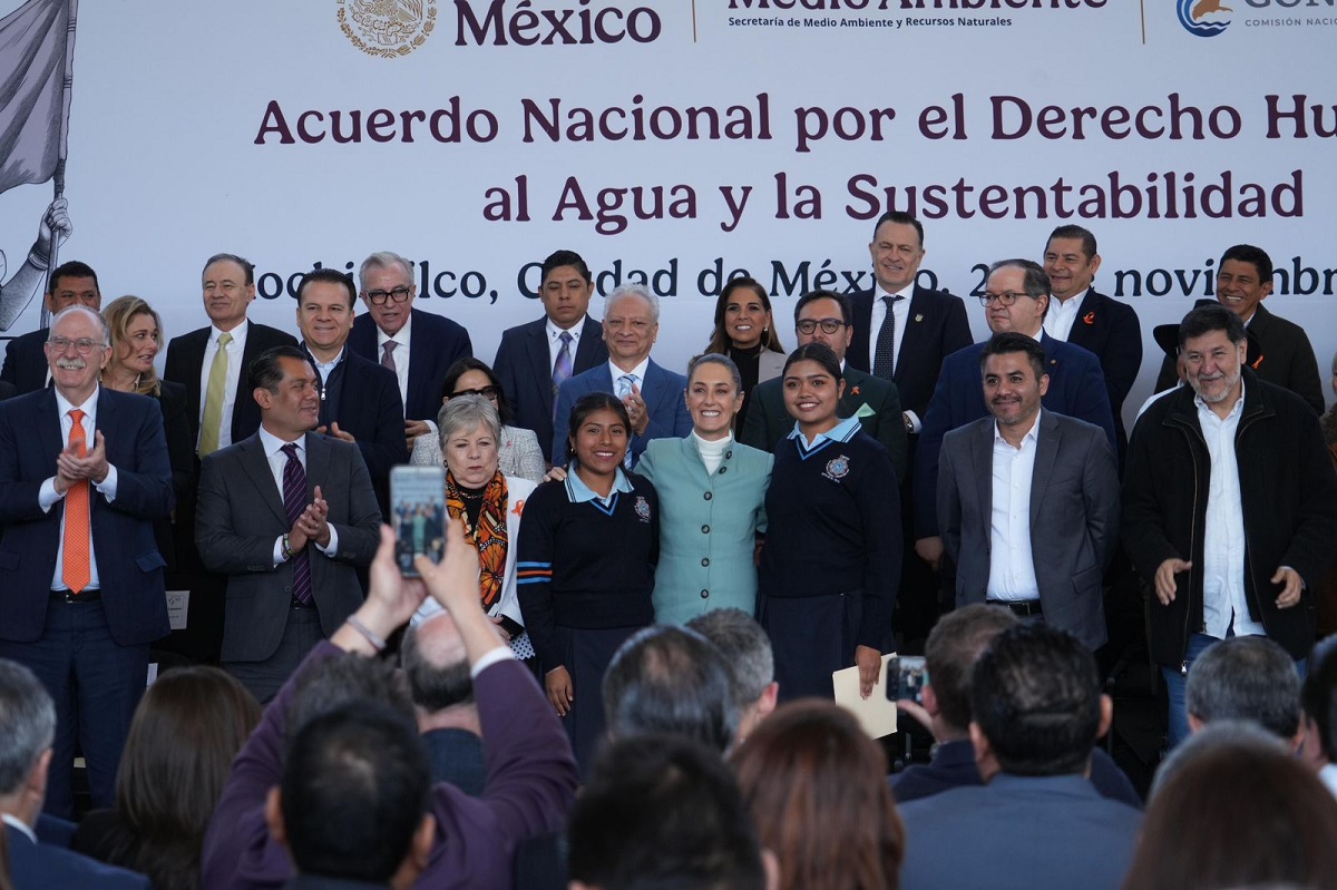 Participa Rocha Moya en la firma de acuerdo por el derecho humano al agua y sustentabilidad promovido por Sheinbaum