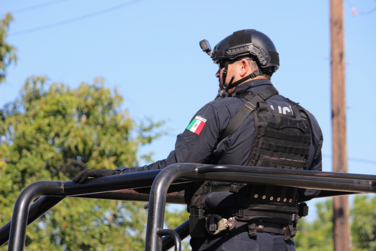 Roban 300 mil pesos de caja fuerte en oficinas de bienes raíces en Mazatlán