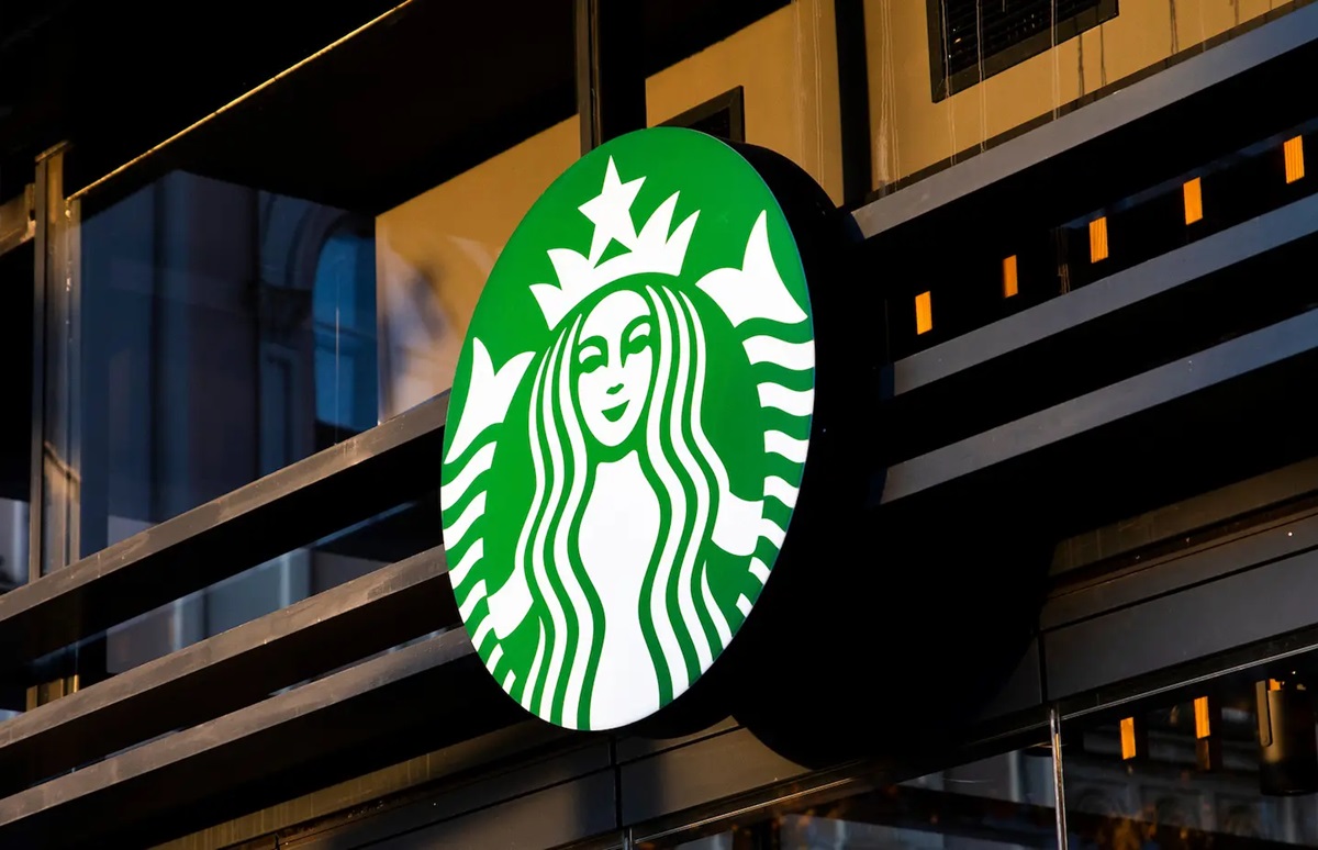 En venta híbrida, Starbucks se alista para el estreno de la colección Jacarandas ¡no te la pierdas!