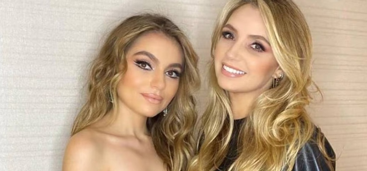 ‘Que sean muy felices, te amo’: Angélica Rivera publica foto con su hija Sofía en su boda