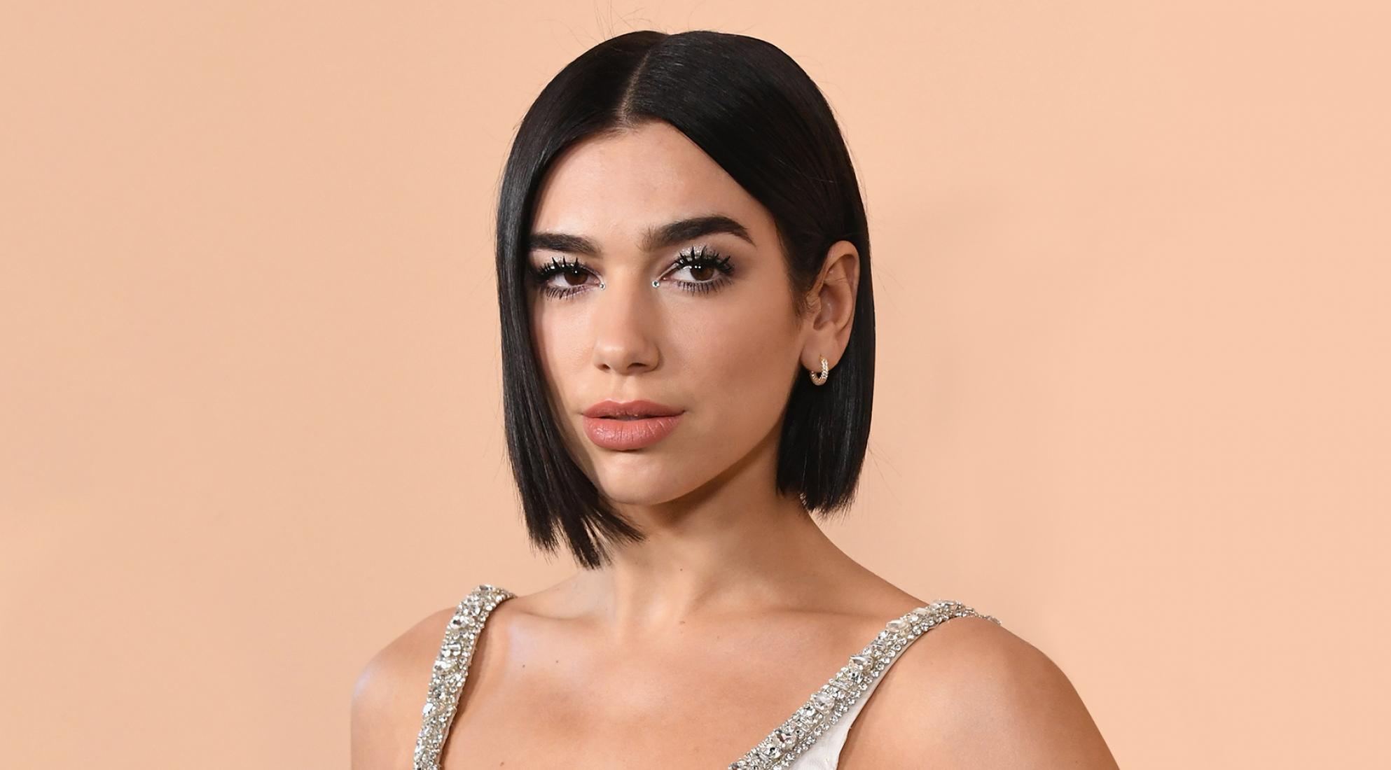 Dua Lipa y su familia quedan atrapados en Corea del Sur ante decreto de ley marcial