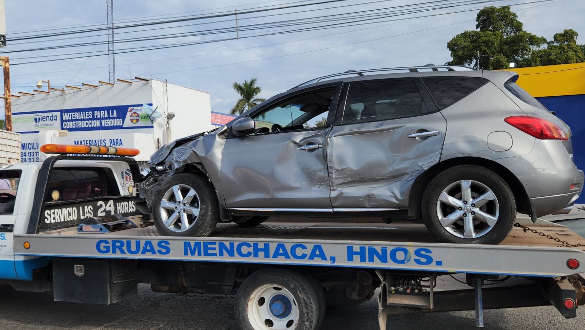 Accidente en la colonia Toledo Corro de Los Mochis deja cuatro personas lesionadas