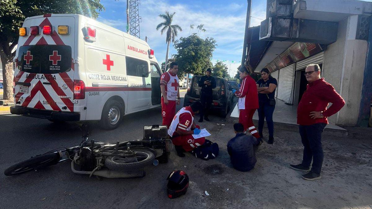 Choque de motos en Guasave dejó fuertes daños materiales