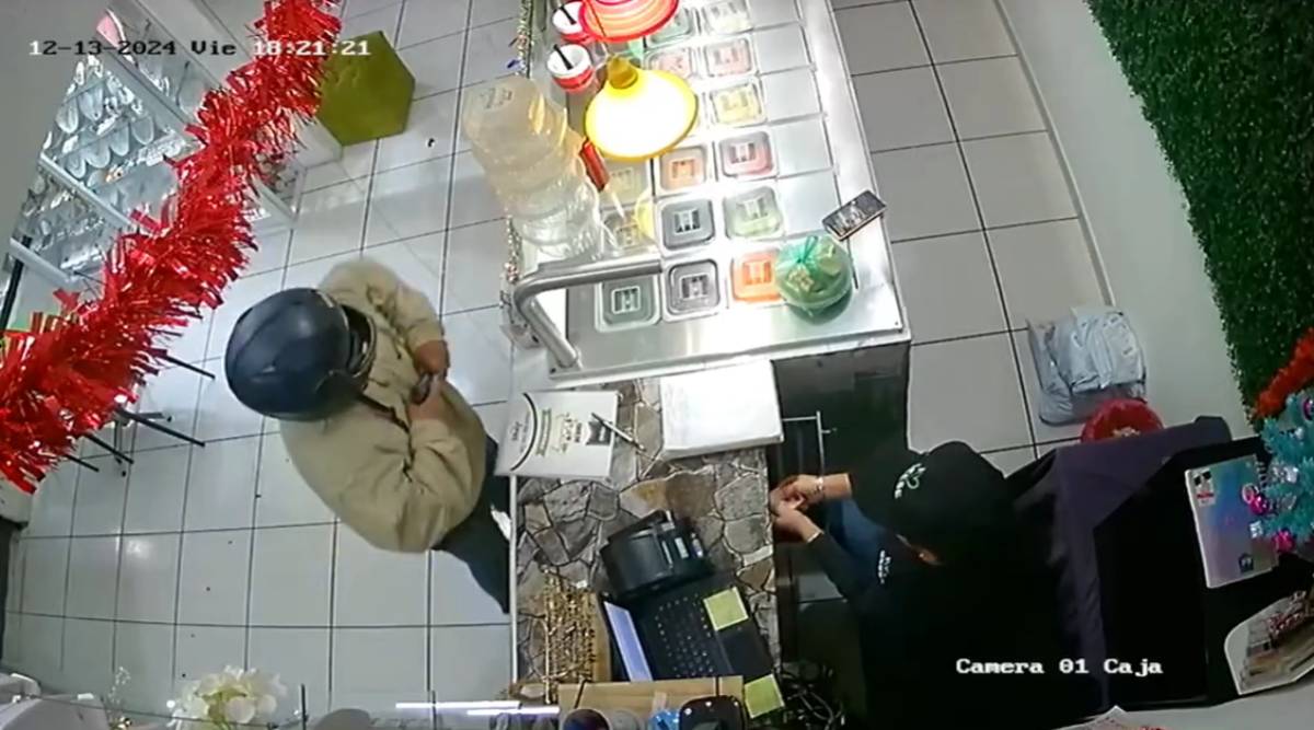 Con pistola en mano sujeto asalta negocio de ventas de ensaladas en Los Mochis
