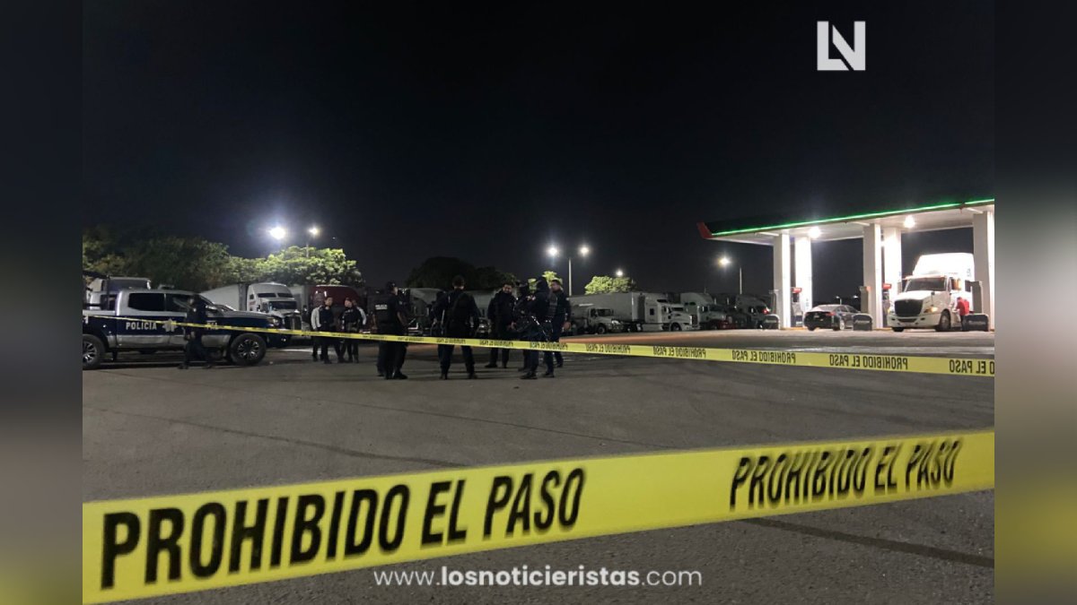 Asesinan a balazos a un hombre en una gasolinera sobre la México 15, al sur de Culiacán