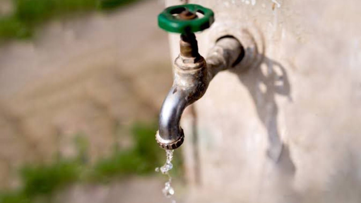 Aliste cubetas, este sábado habrá baja presión de agua en la zona rural de Mazatlán