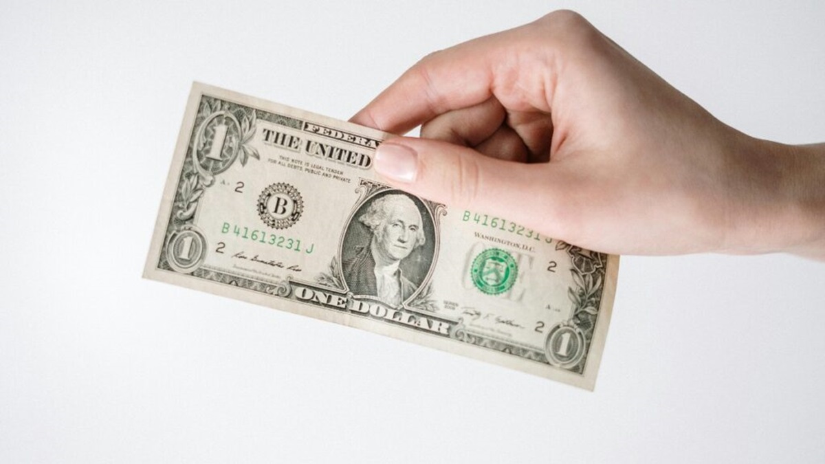 ¿Cómo cierra y abre año el dólar? Consulta el tipo de cambio del 30 de diciembre al 3 de enero de 2025