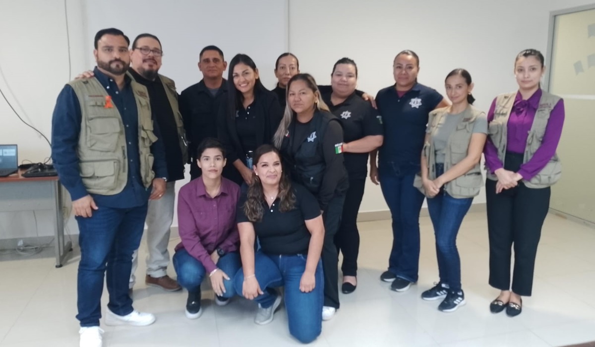 Capacitan a personal municipal en seguridad ante situaciones de violencia extrema en Mazatlán