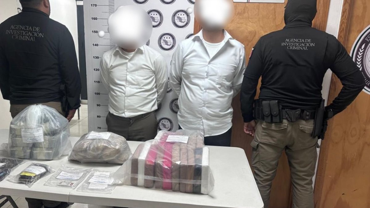 Detienen en Ahome a dos choferes de un autobús con más de 30 kilos de fentanilo