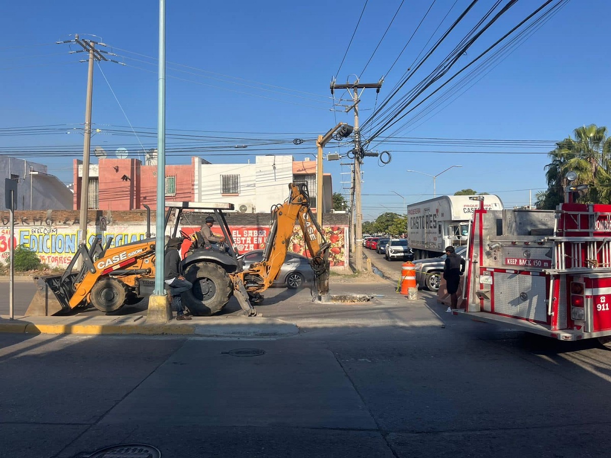 ¡Tome precauciones! Hay cierre parcial de circulación por reparación en la Avenida Santa Rosa de Mazatlán
