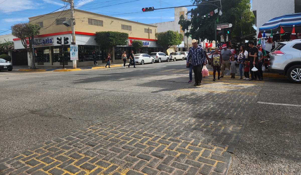 Piden comerciantes que no se cierre el primer cuadro del Centro de Guasave a vehículos