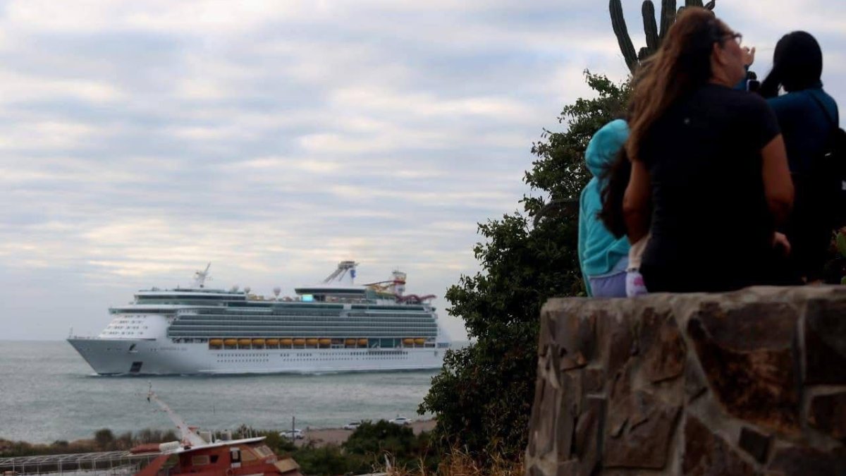 En vísperas de Navidad Mazatlán recibe más de 5 mdp en derrama con el Navigator of the Seas
