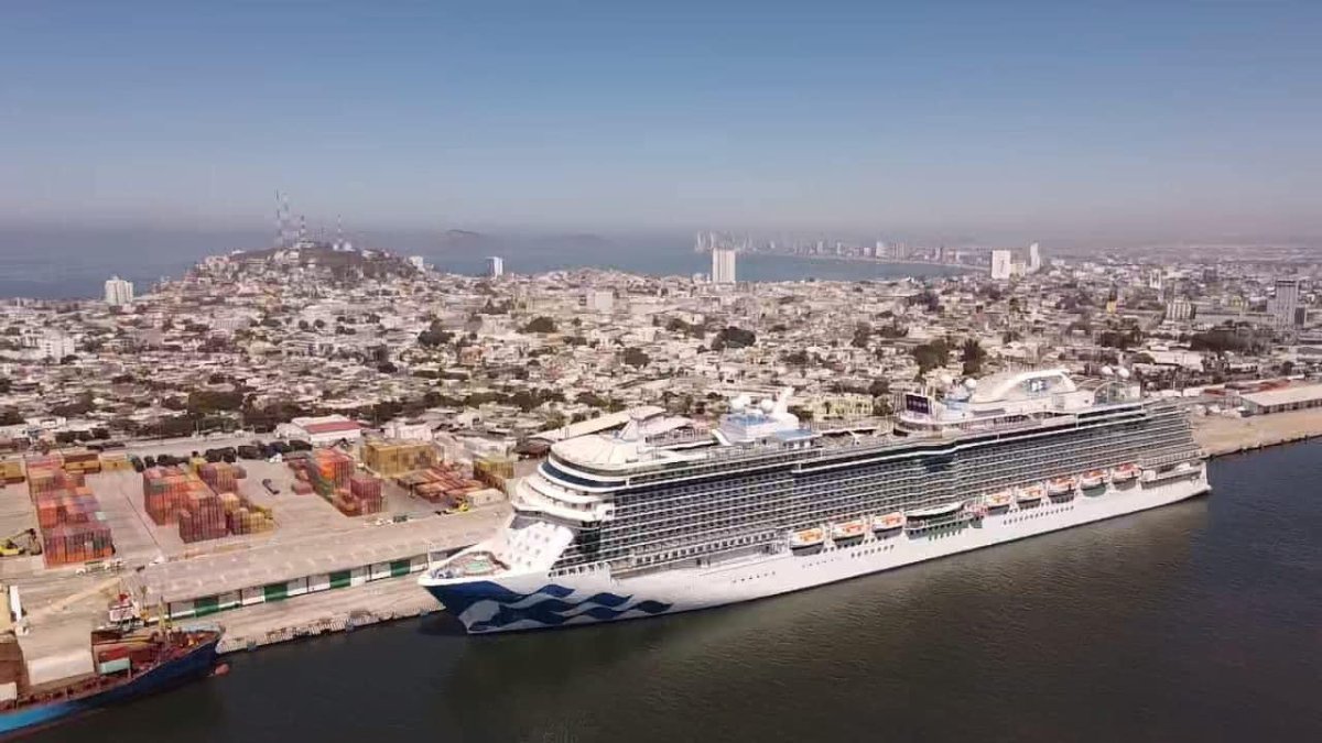 Mazatlán recibe al Discovery Princess en su primer crucero decembrino
