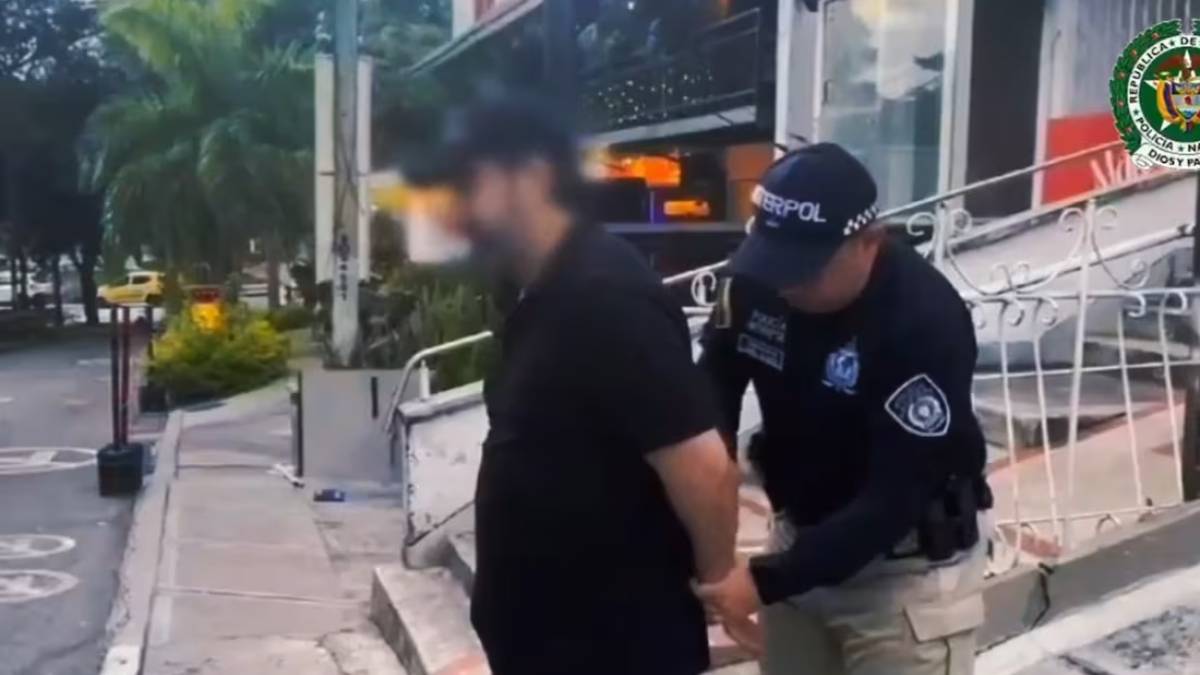 Capturan en Colombia agresor sexual mexicano que se escondió como vendedor de arepas