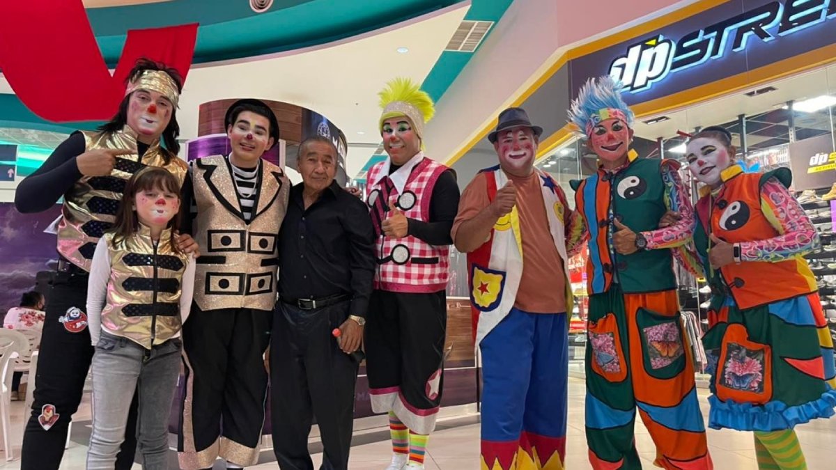 ¡Estás invitado a celebrar el Día del Payaso en Mazatlán con una fiesta llena de risas y sorpresas!