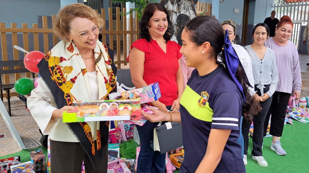DIF Escuinapa lanza campaña ‘Regalos con Amor’ para apoyar a niños y adolescentes en situación de vulnerabilidad