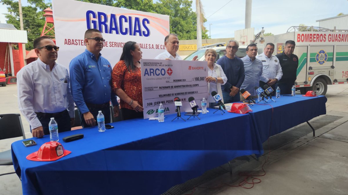 Empresa gasolinera dona 100 mil pesos a Bomberos de Guasave