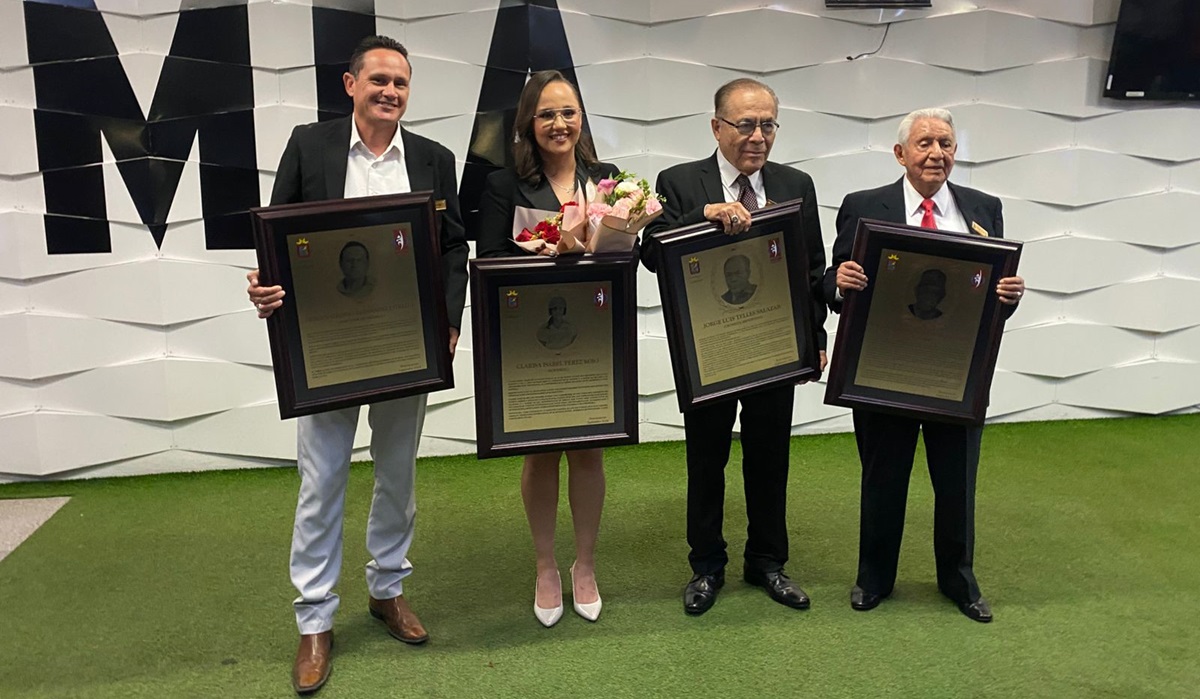 Celebran ceremonia de entronización al Salón de la Fama Municipal 2024 en Culiacán
