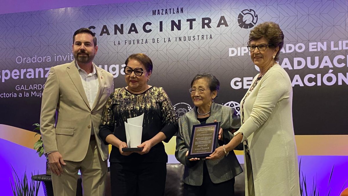 Recibe Esperanza Kasuga Osaka Galardón Nacional a “Trayectoria a la Mujer Industrial del Año 2024”