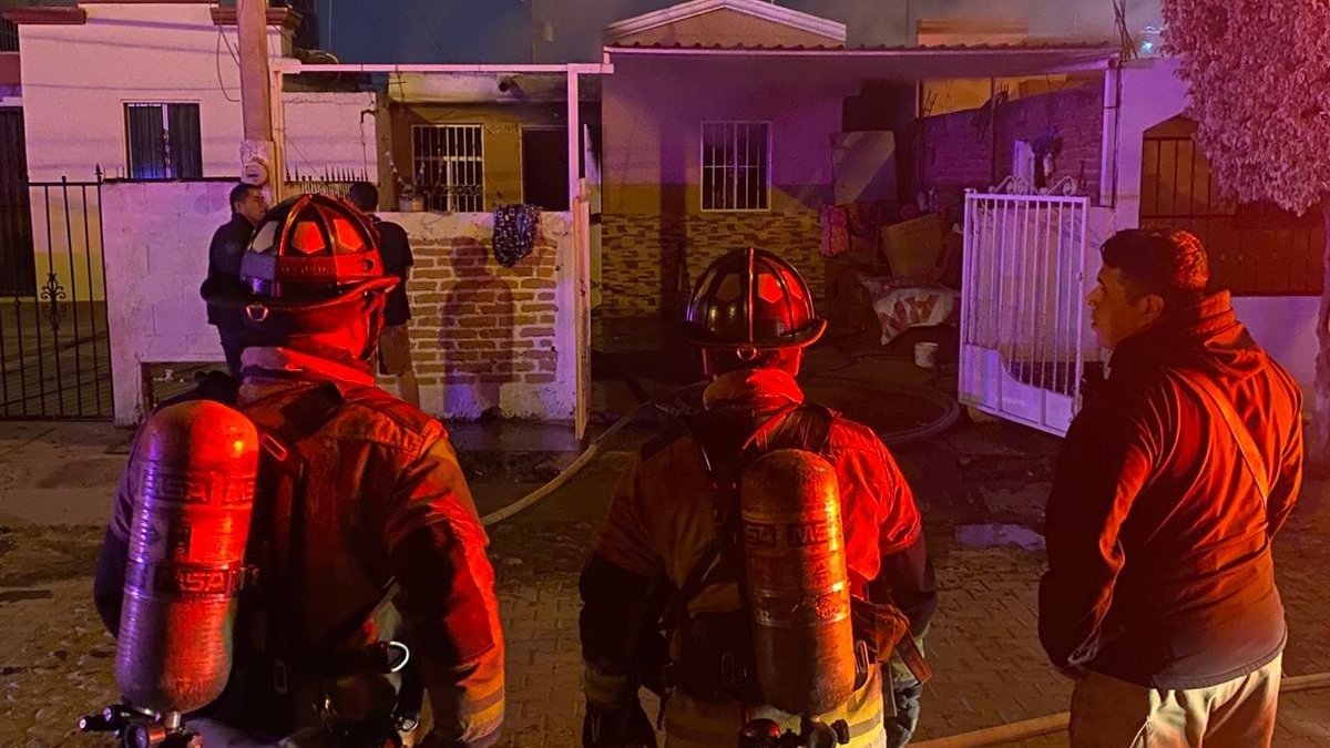 Familia de Villa Verde, en Mazatlán, solicita apoyo para restaurar su casa tras perderlo todo en un incendio