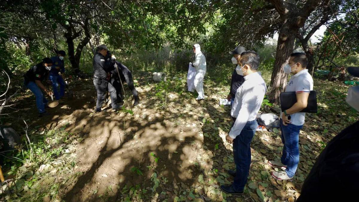 Encuentran 15 cadáveres en fosas clandestinas en Chiapas