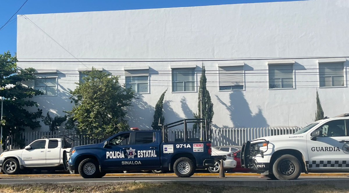 Balean a agente investigador de la FGE en presunto despojo de vehículo en Culiacán