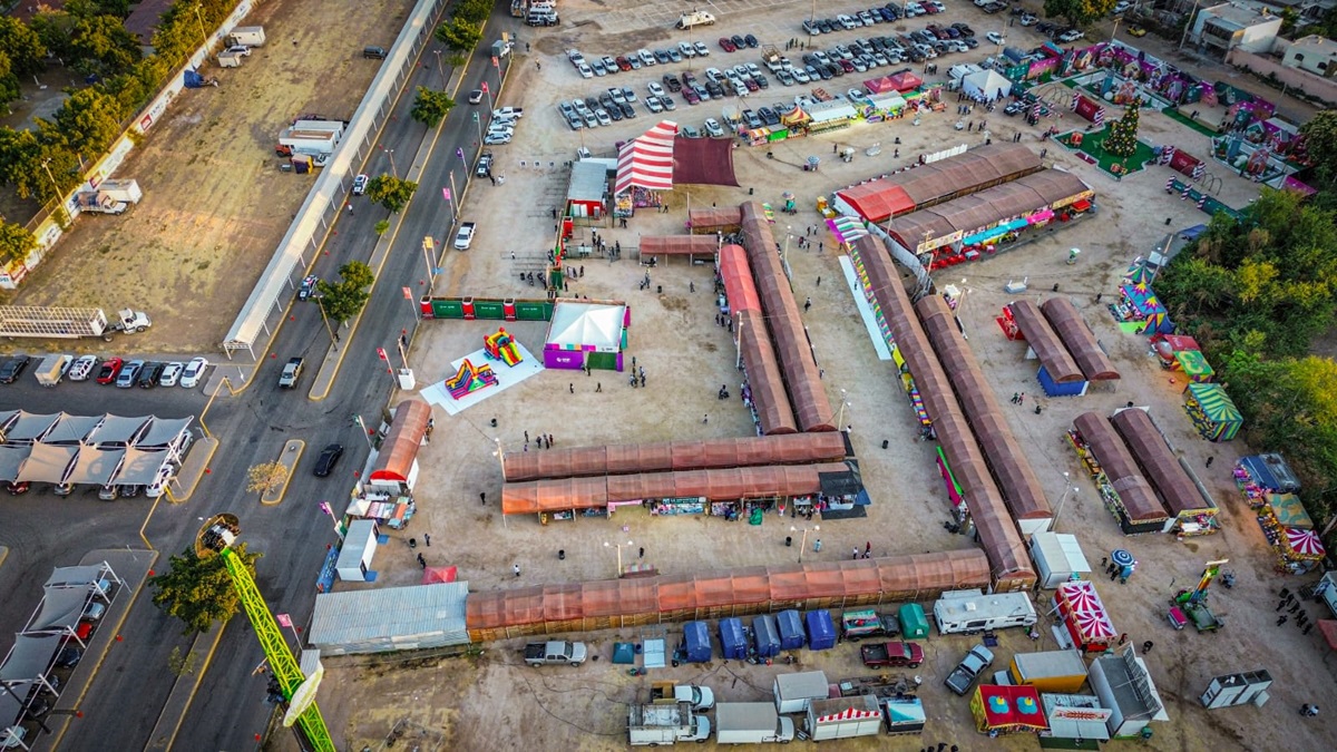 Inauguran la Verbena en Culiacán