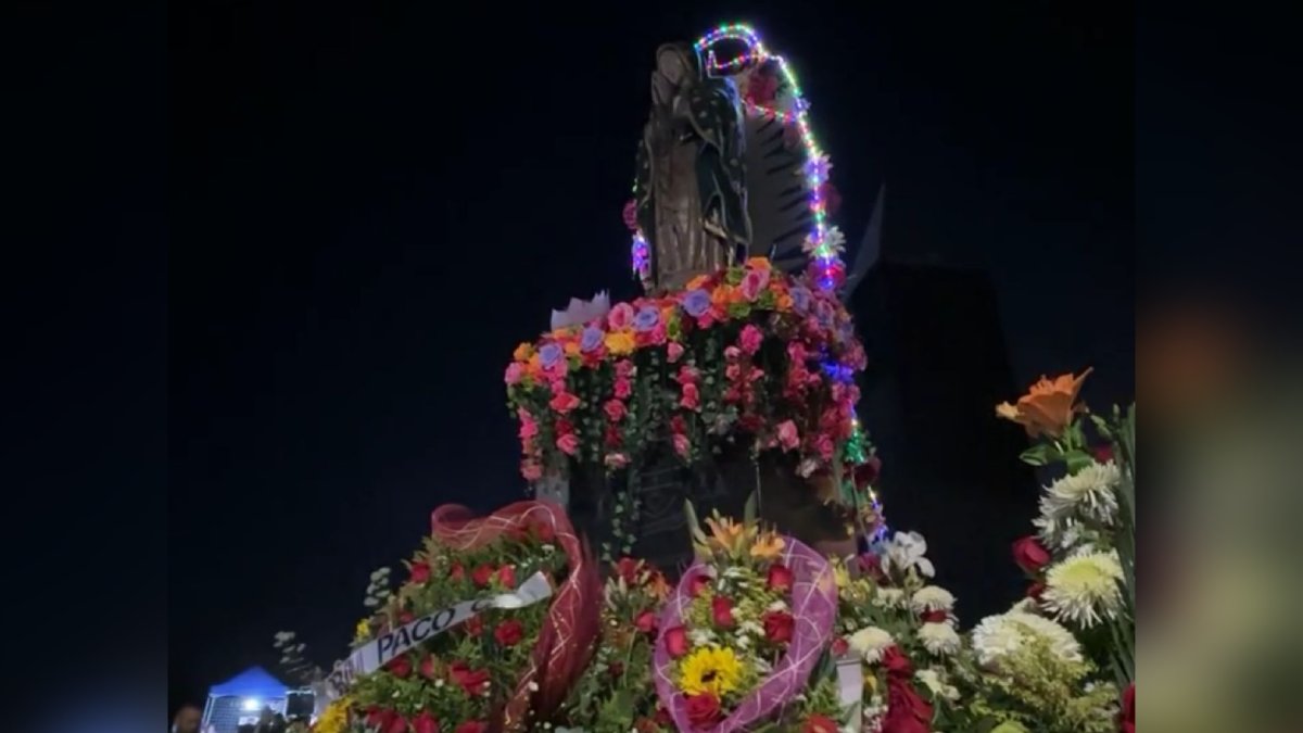 Músicos y comunidad pesquera dedican Mañanitas a la Virgen de la Puntilla en Mazatlán