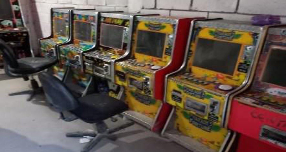 Aseguran 99 máquinas tragamonedas y droga en cateos realizados en ‘jugadas’ de Culiacán